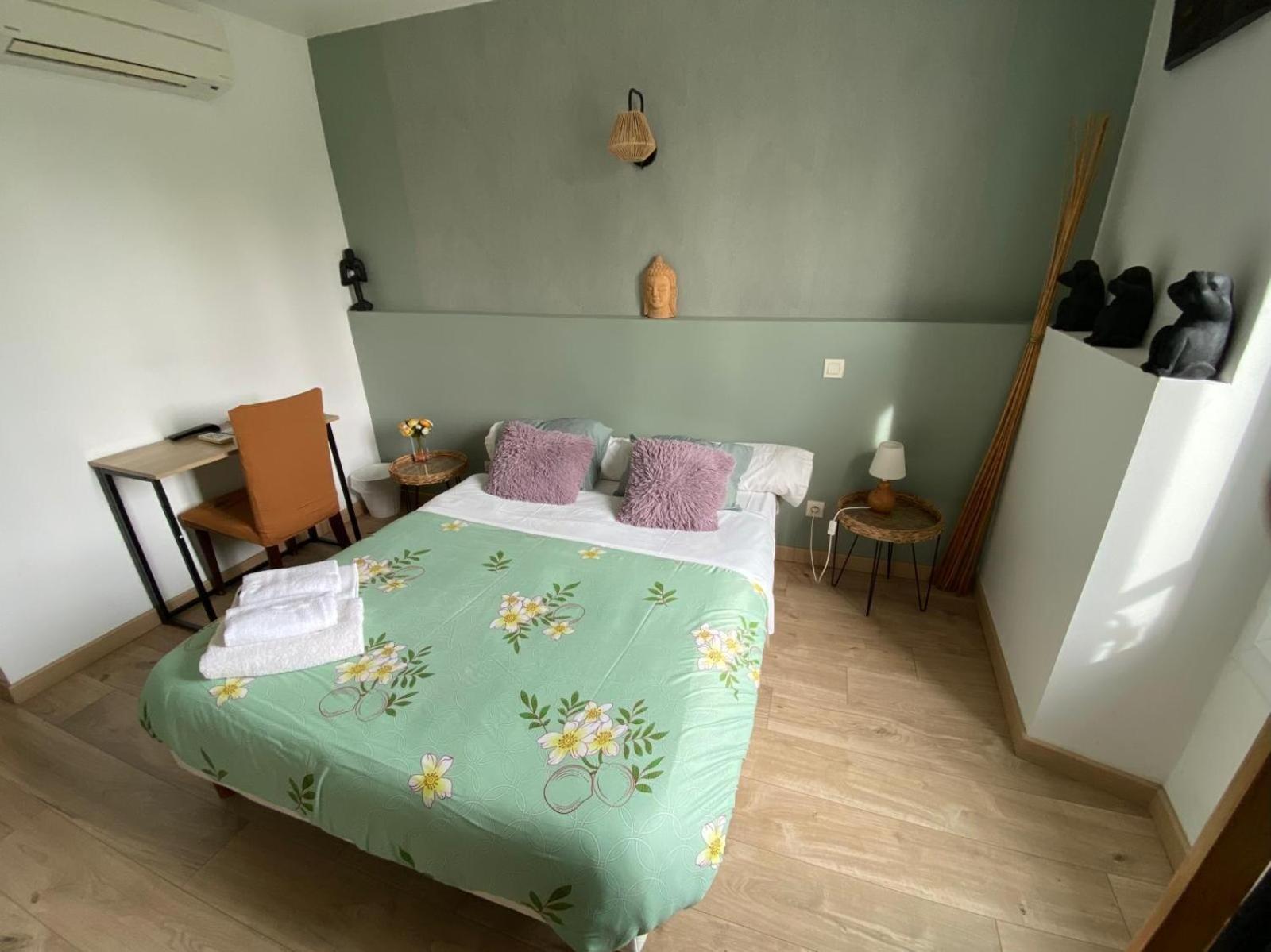 Auberge Les Galets Peyruis Екстер'єр фото