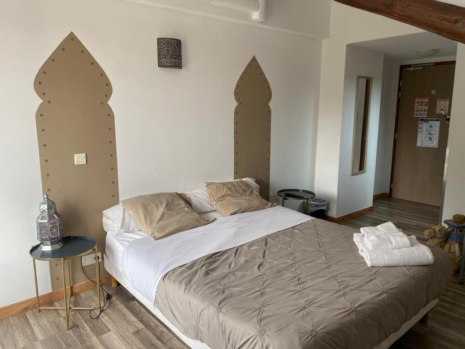 Auberge Les Galets Peyruis Екстер'єр фото