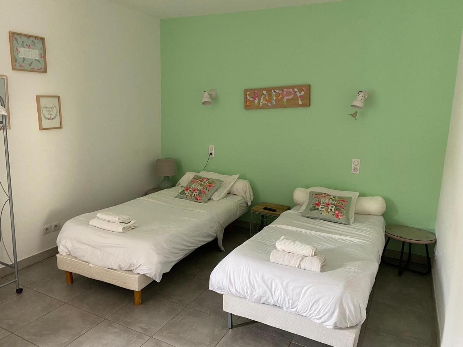 Auberge Les Galets Peyruis Екстер'єр фото