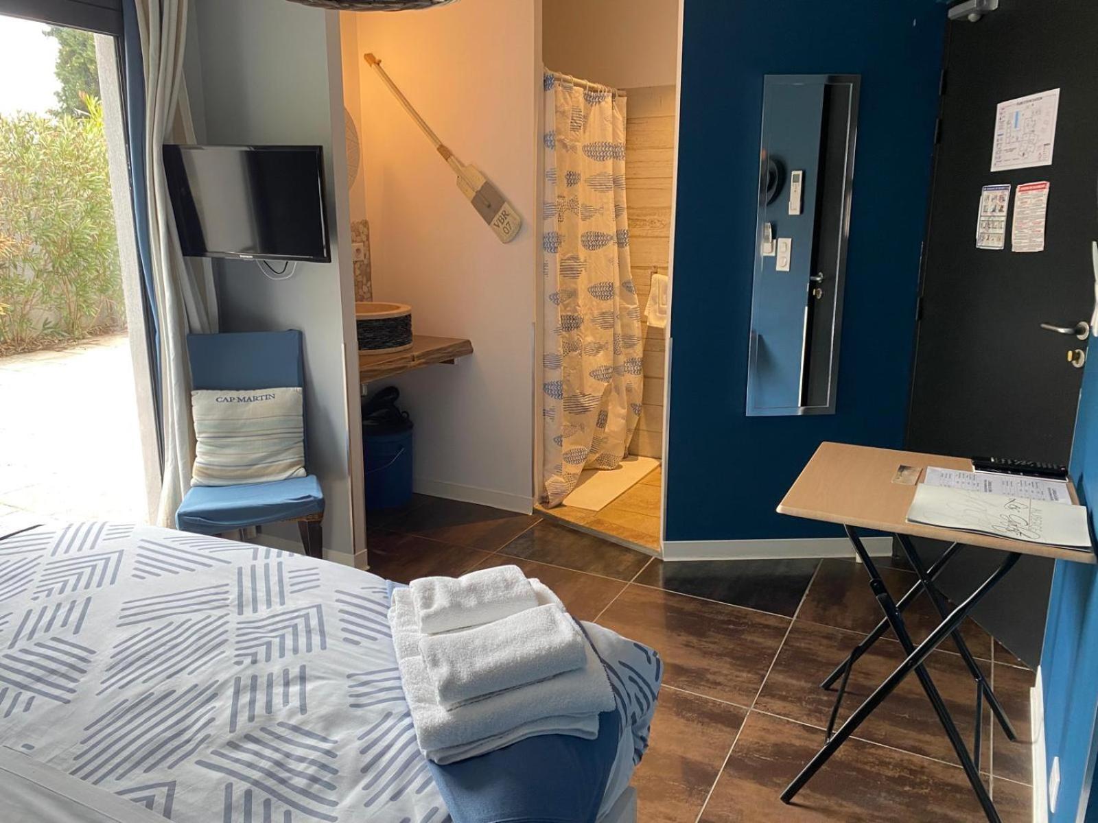 Auberge Les Galets Peyruis Екстер'єр фото